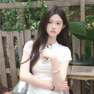 莫斯科来的香烟女孩